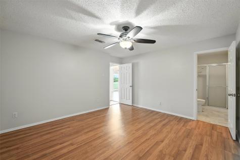 236 Half Moon Way Runaway Bay TX 76426
