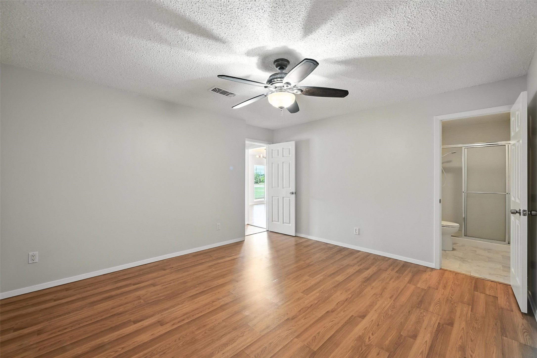 236 Half Moon Way Runaway Bay TX 76426