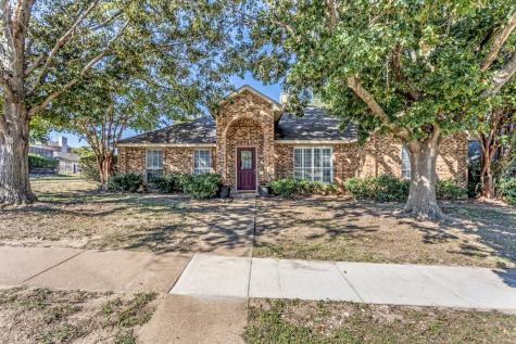 234 N Waterford Oaks Drive Cedar Hill TX 75104