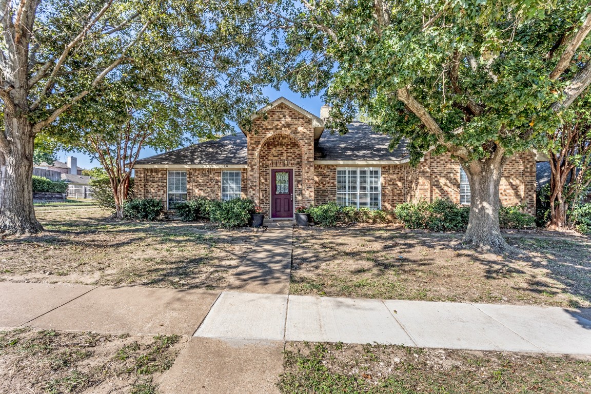 234 N Waterford Oaks Drive Cedar Hill TX 75104