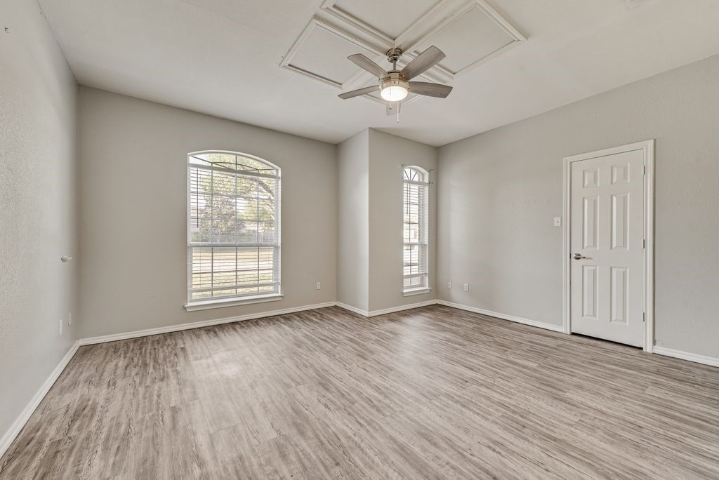 400 Buckskin Drive Red Oak TX 75154
