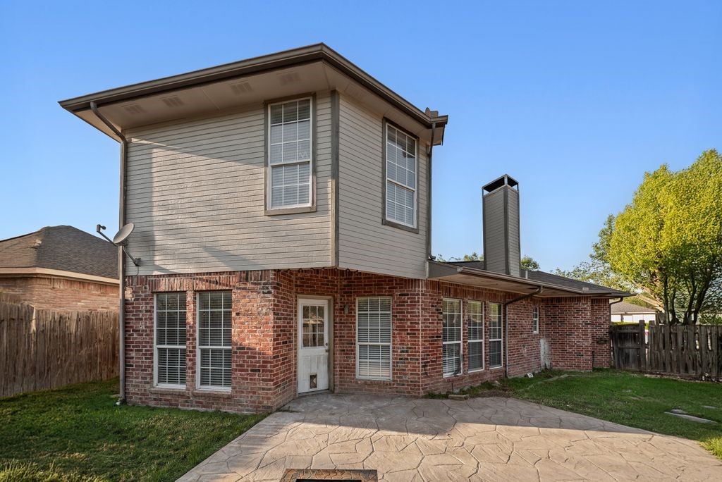 400 Buckskin Drive Red Oak TX 75154