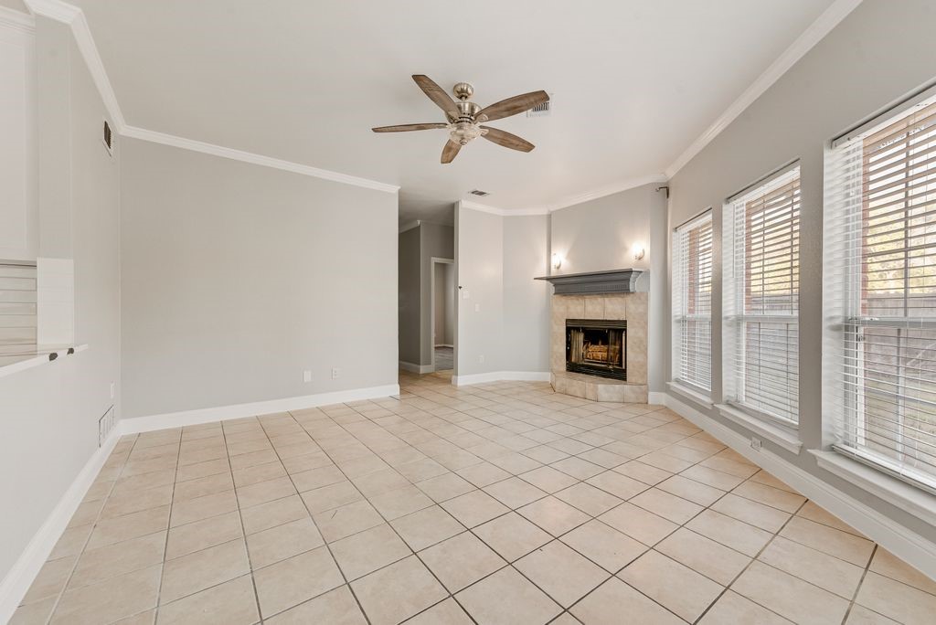 400 Buckskin Drive Red Oak TX 75154