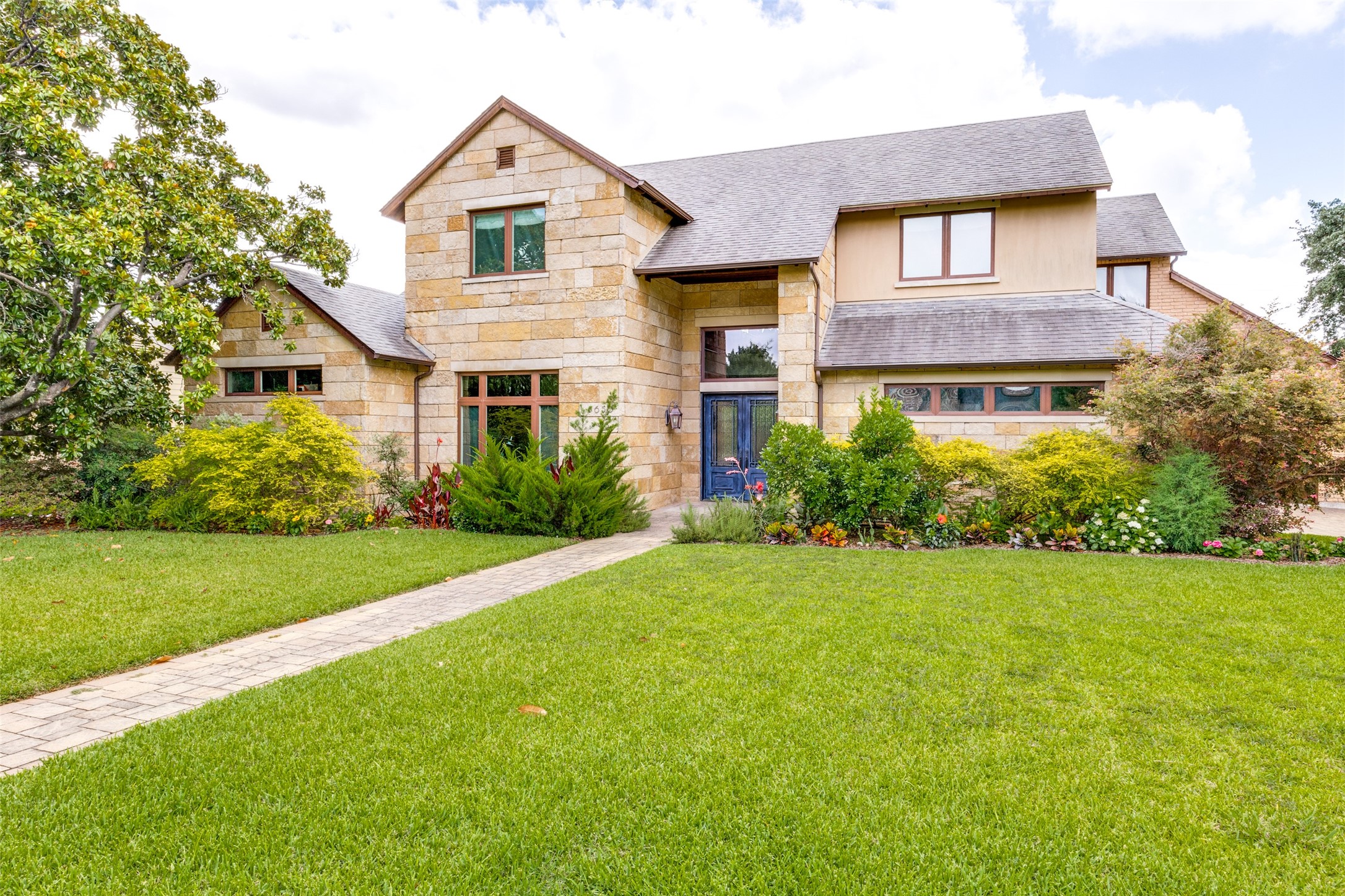 5650 Charlestown Drive Dallas TX 75230
