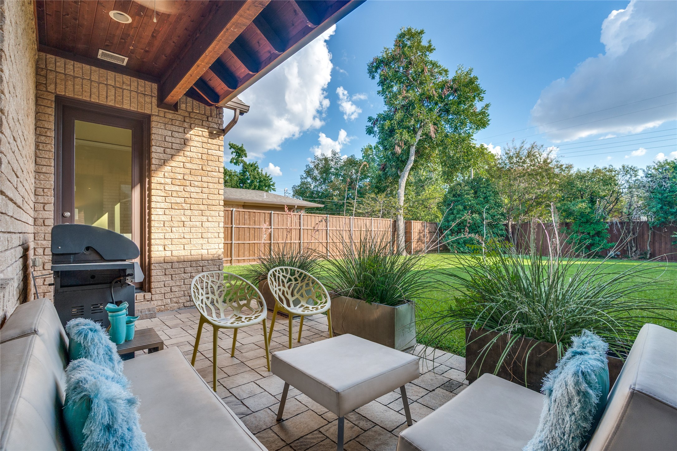 5650 Charlestown Drive Dallas TX 75230