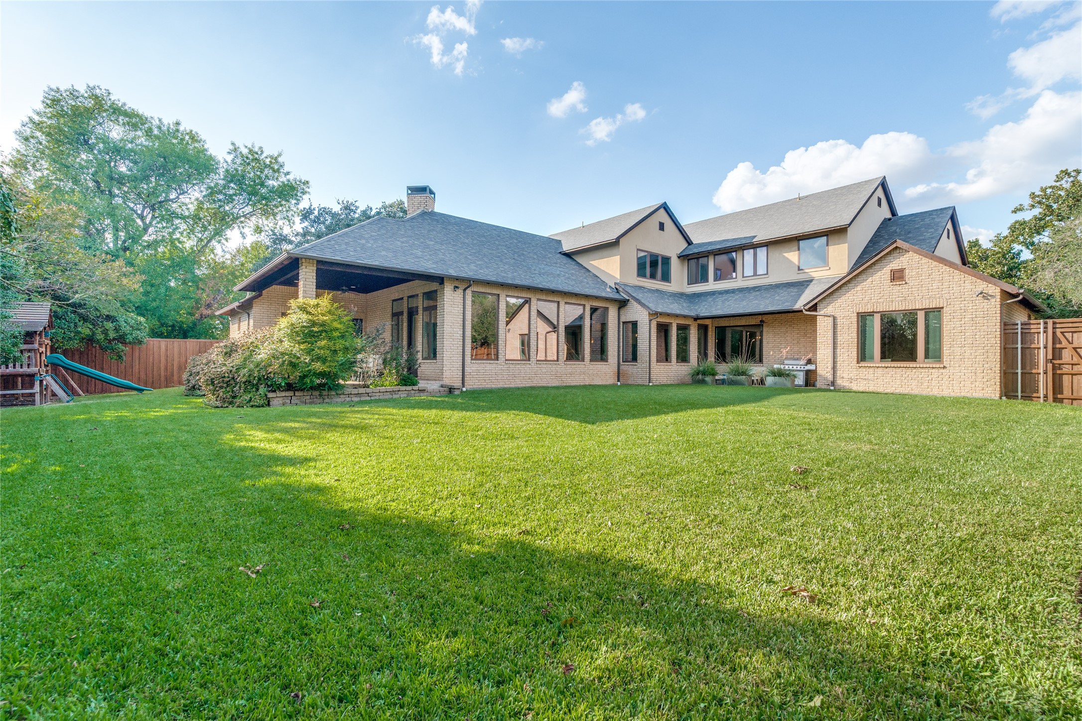 5650 Charlestown Drive Dallas TX 75230