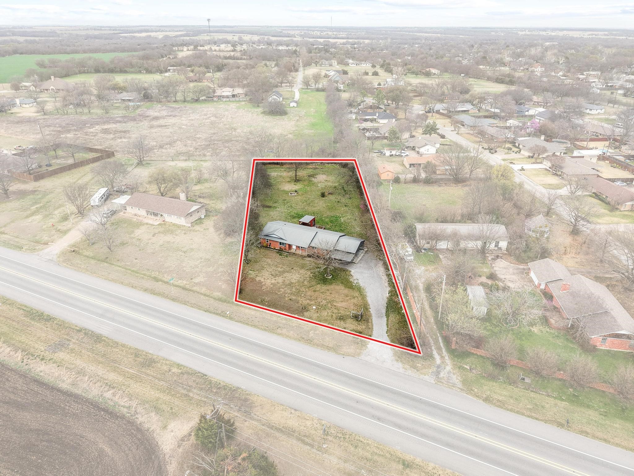 1489 Beasley Boulevard Whitewright TX 75491