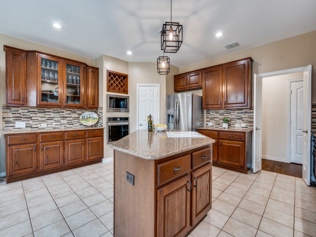 8200 Weiss Avenue Plano TX 75025