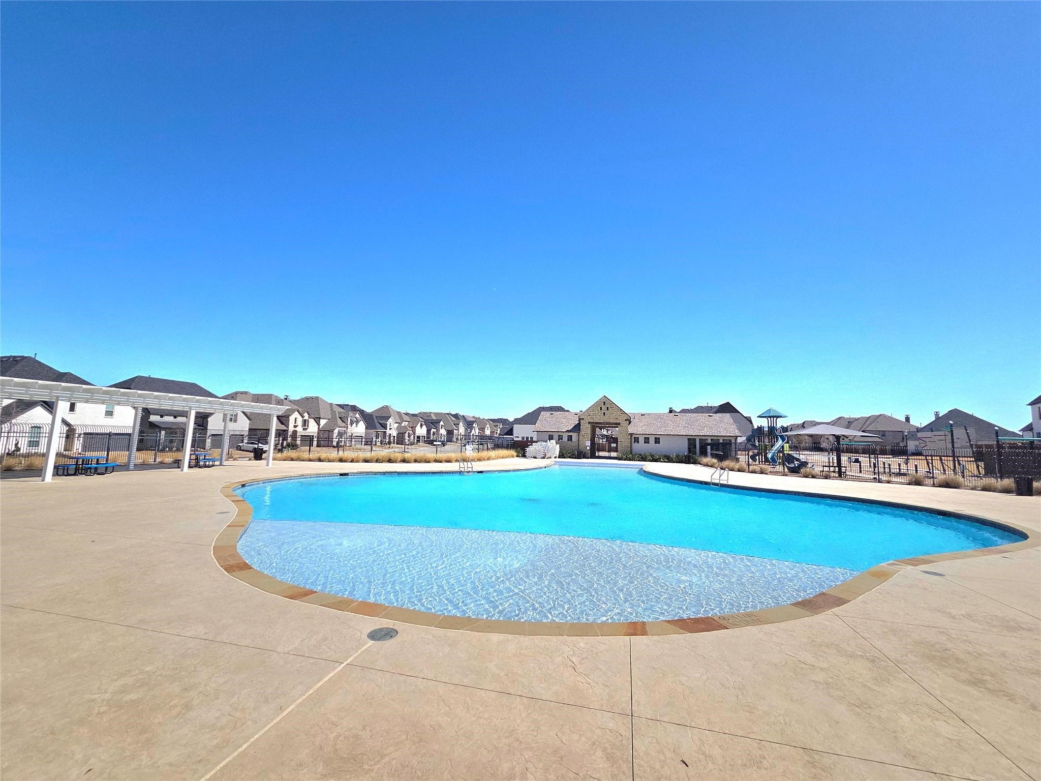 1753 Sir Dustin Lane Carrollton TX 75010