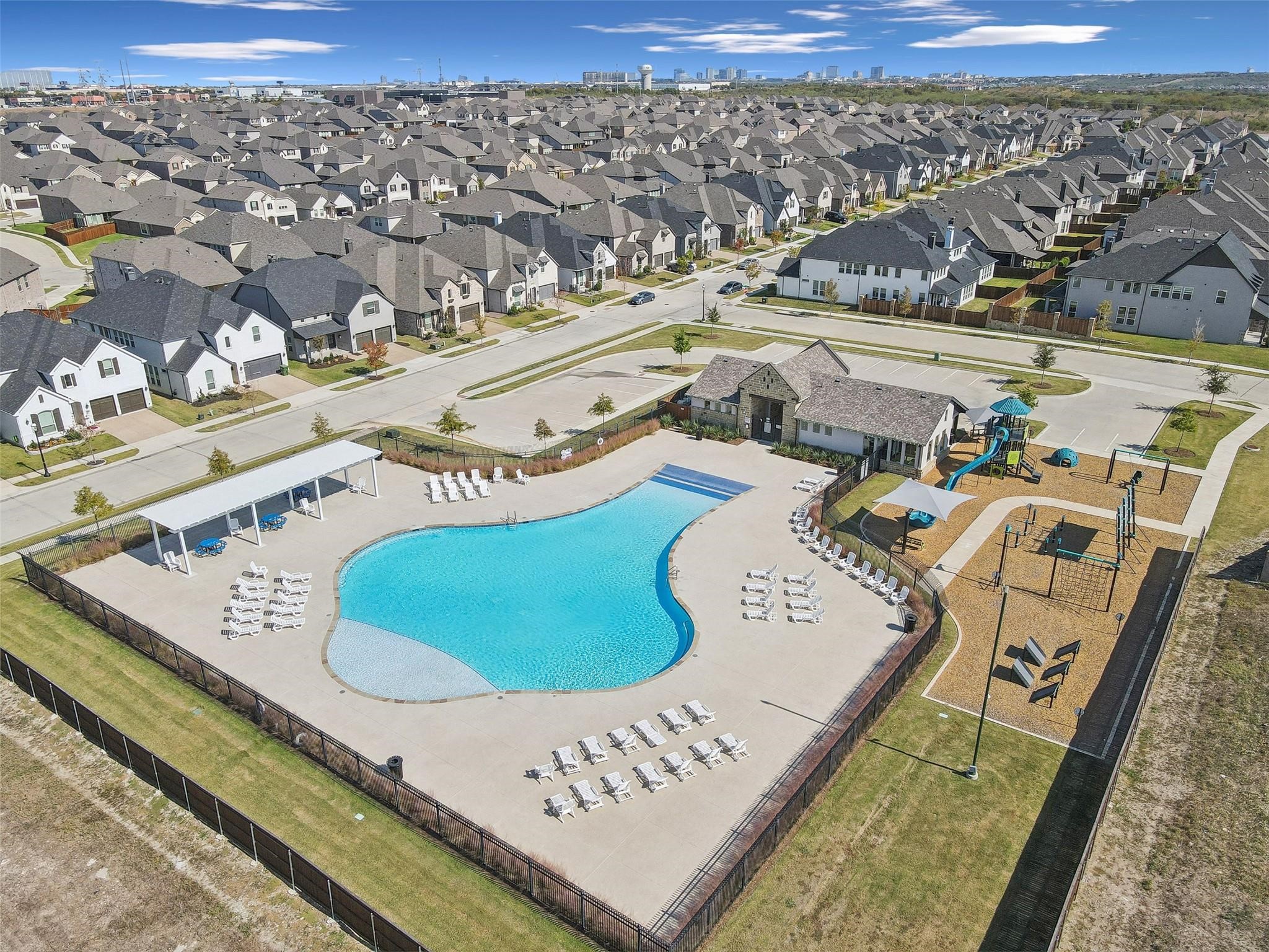 1753 Sir Dustin Lane Carrollton TX 75010
