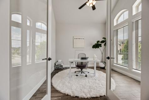 1753 Sir Dustin Lane Carrollton TX 75010