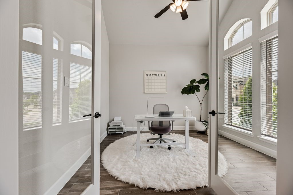 1753 Sir Dustin Lane Carrollton TX 75010