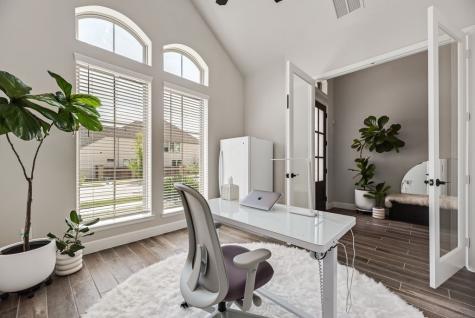 1753 Sir Dustin Lane Carrollton TX 75010