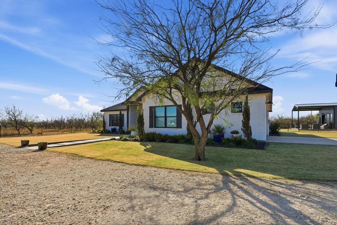 136 Mistletoe Ridge Lawn TX 79530