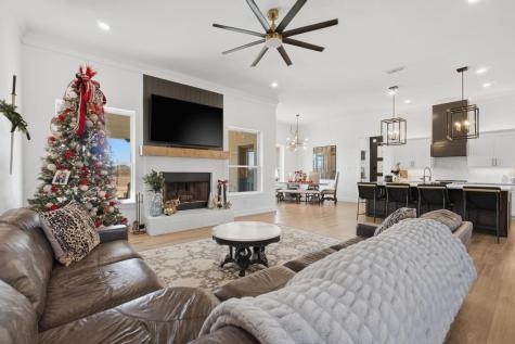 136 Mistletoe Ridge Lawn TX 79530