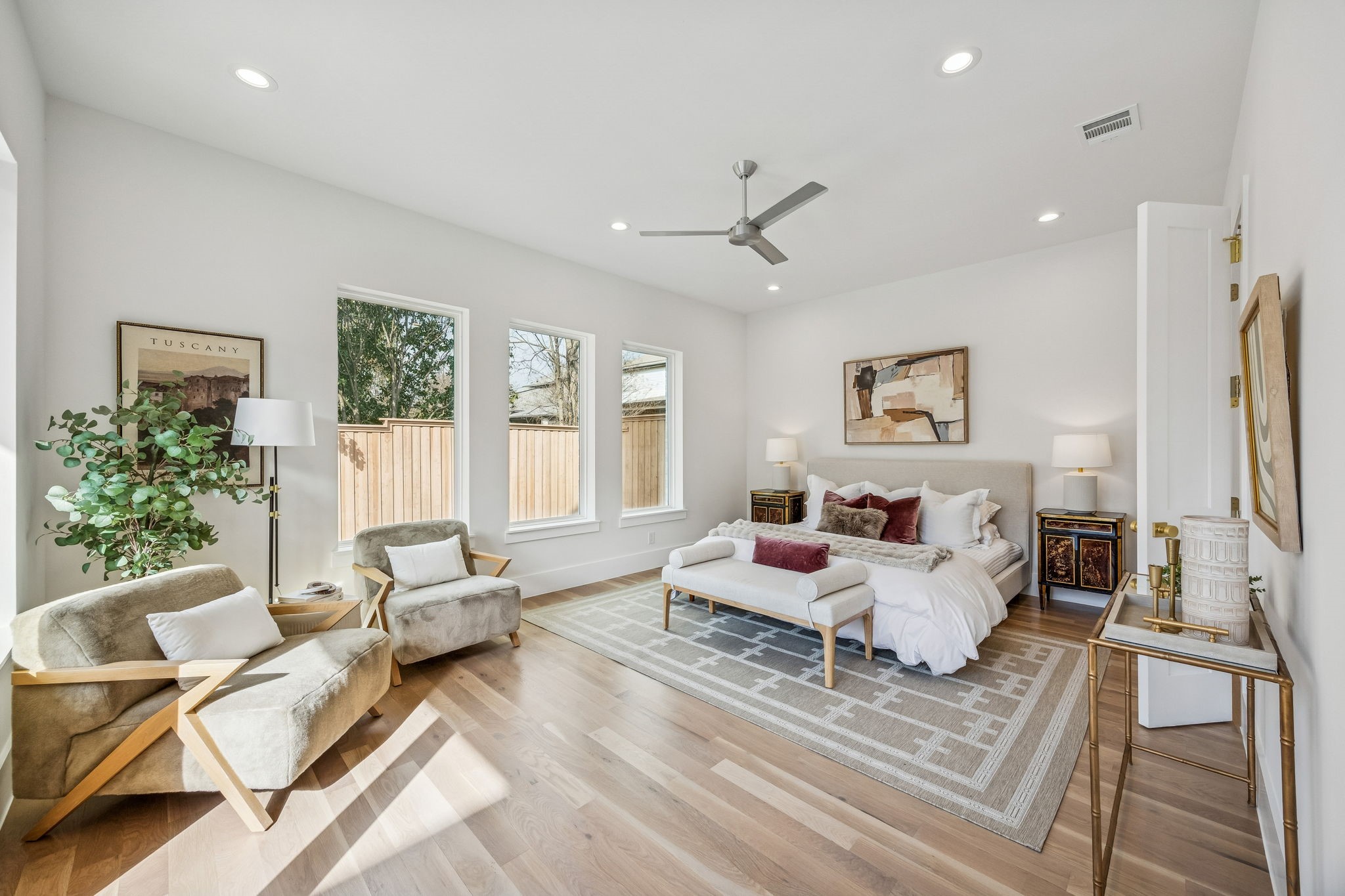 1811 Bermuda Street Dallas TX 75214