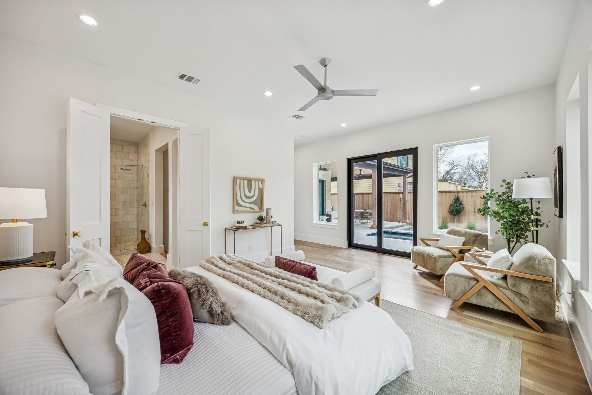 1811 Bermuda Street Dallas TX 75214