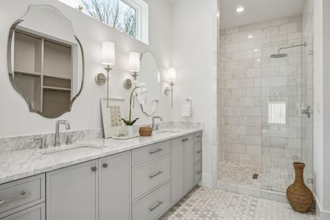 1811 Bermuda Street Dallas TX 75214