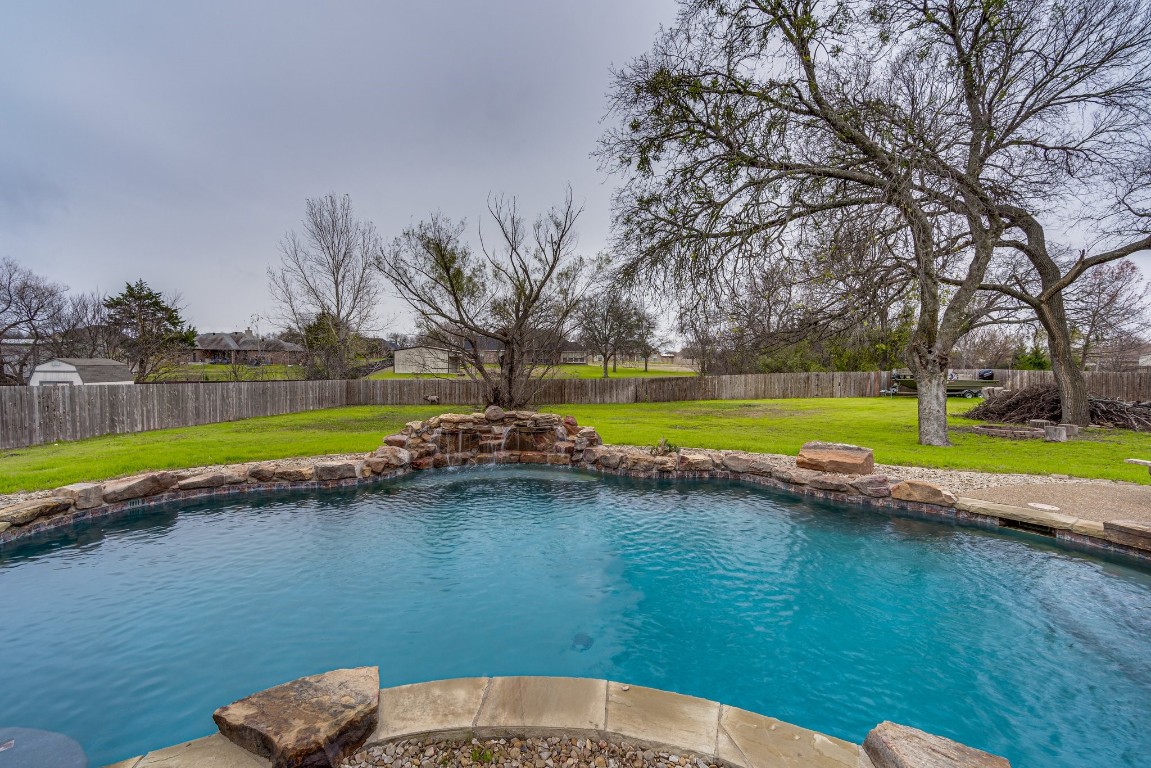 5820 Pelican Court Midlothian TX 76065