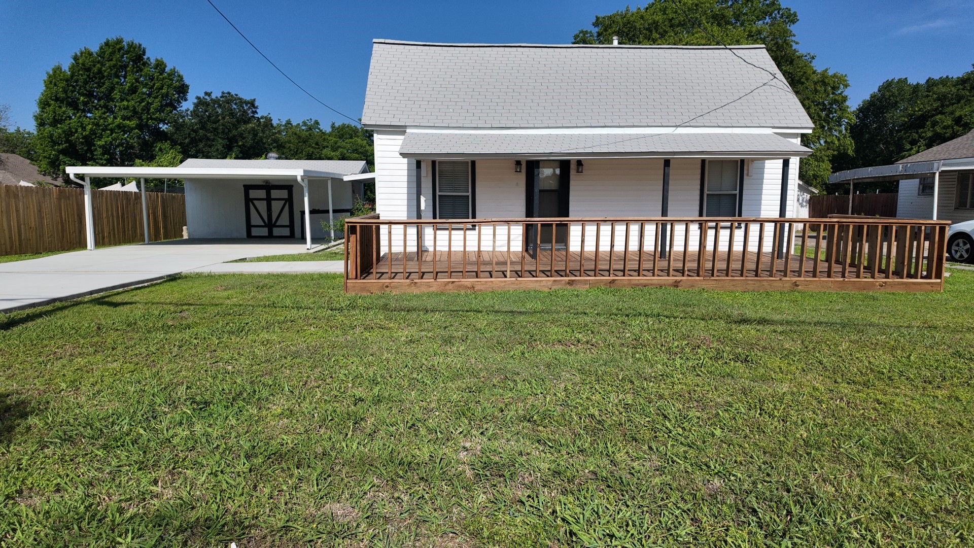 215 S Walker Street Mesquite TX 75149