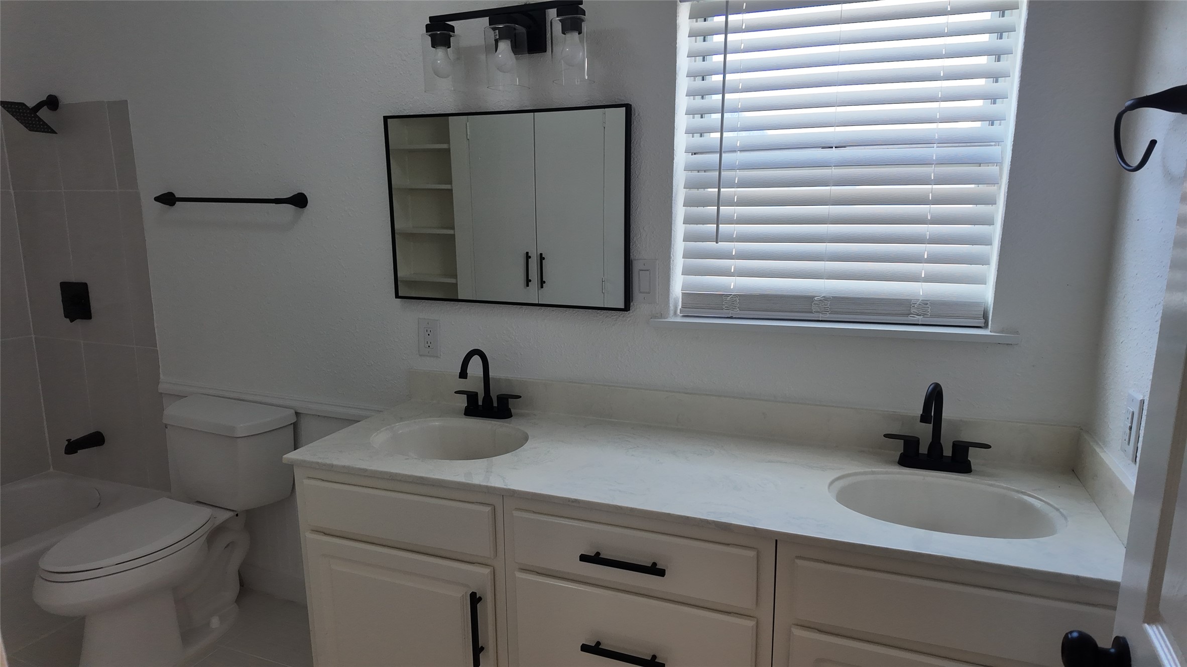 215 S Walker Street Mesquite TX 75149
