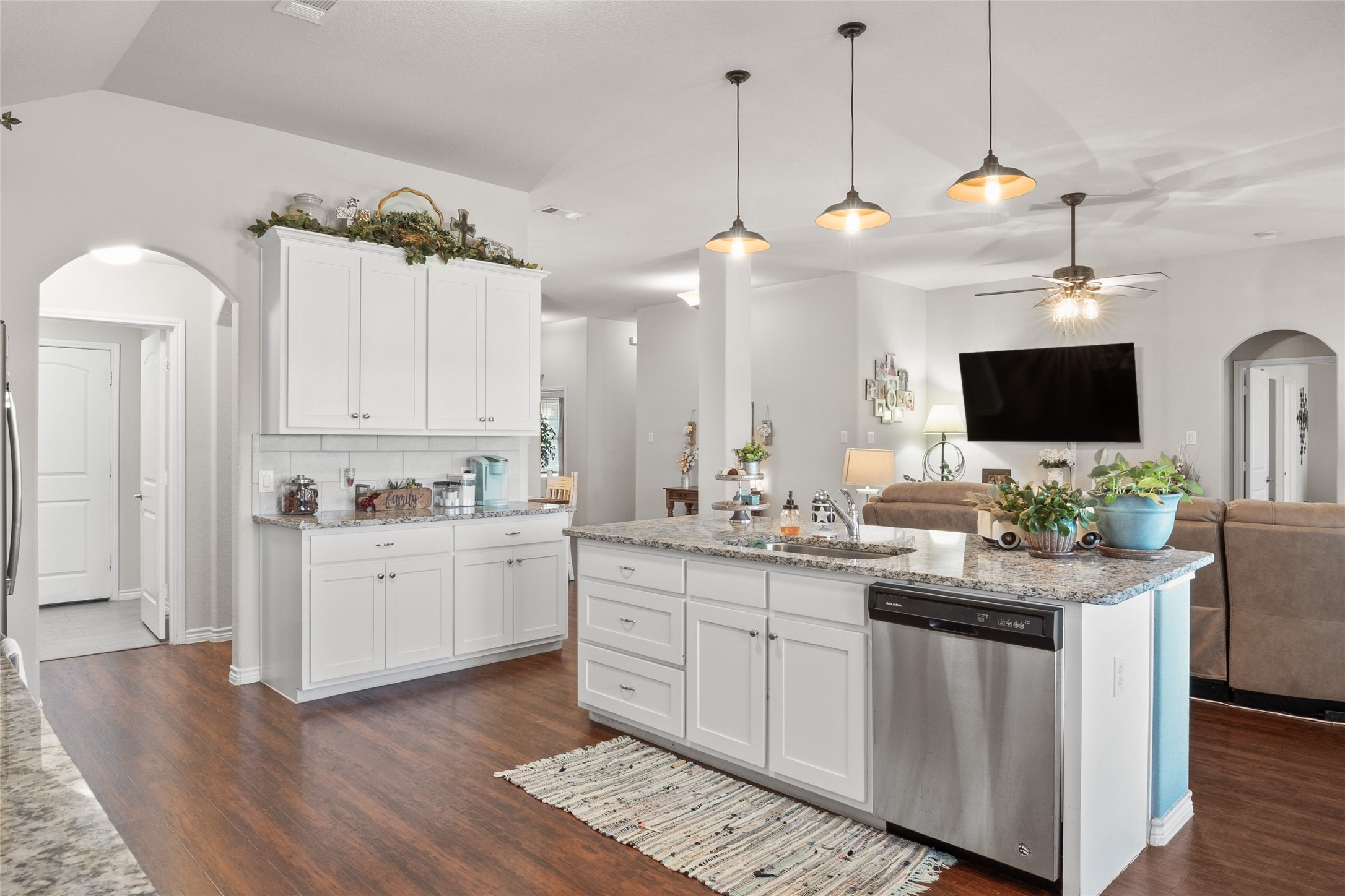 4126 Bridle Path Lane Sanger TX 76266
