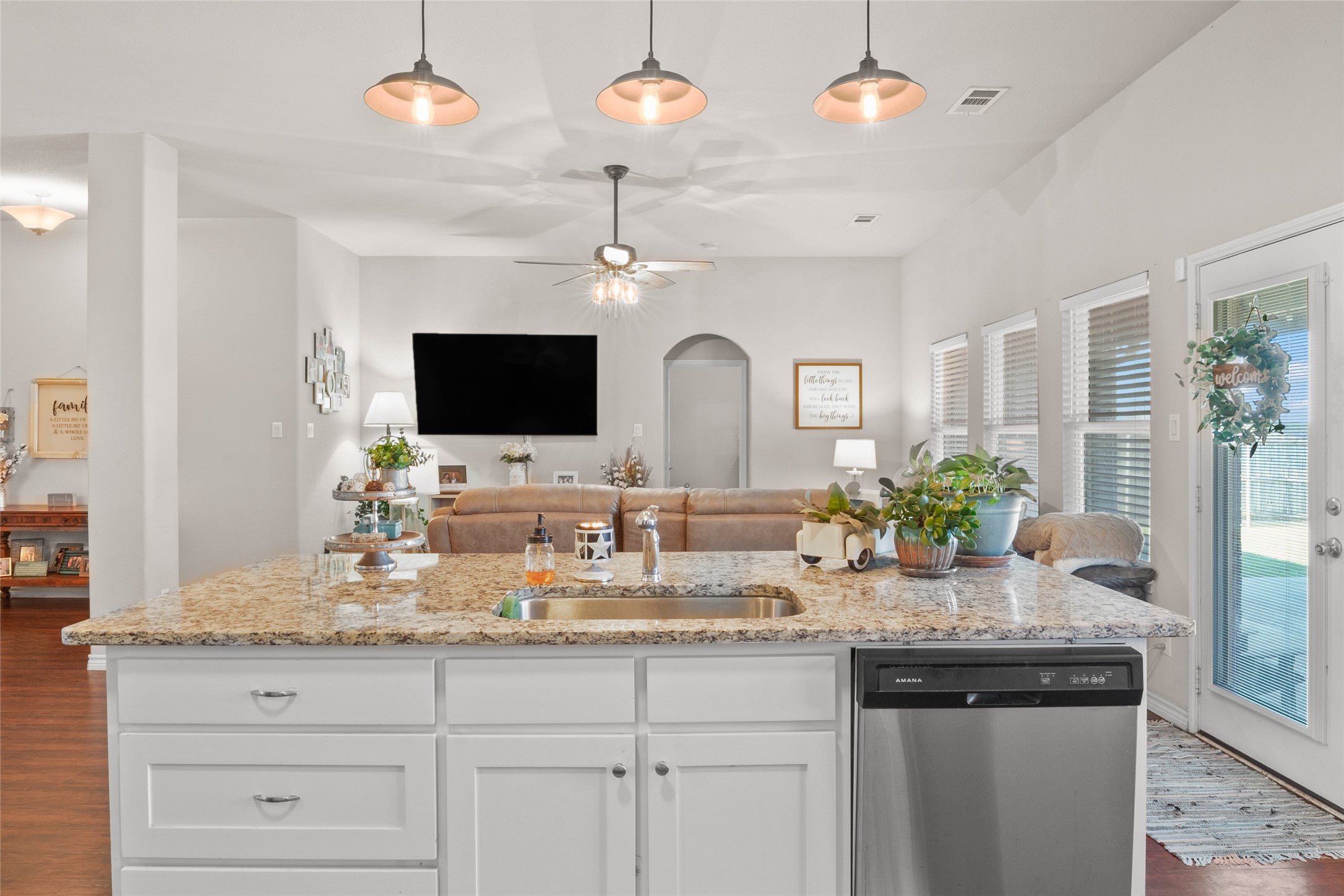 4126 Bridle Path Lane Sanger TX 76266