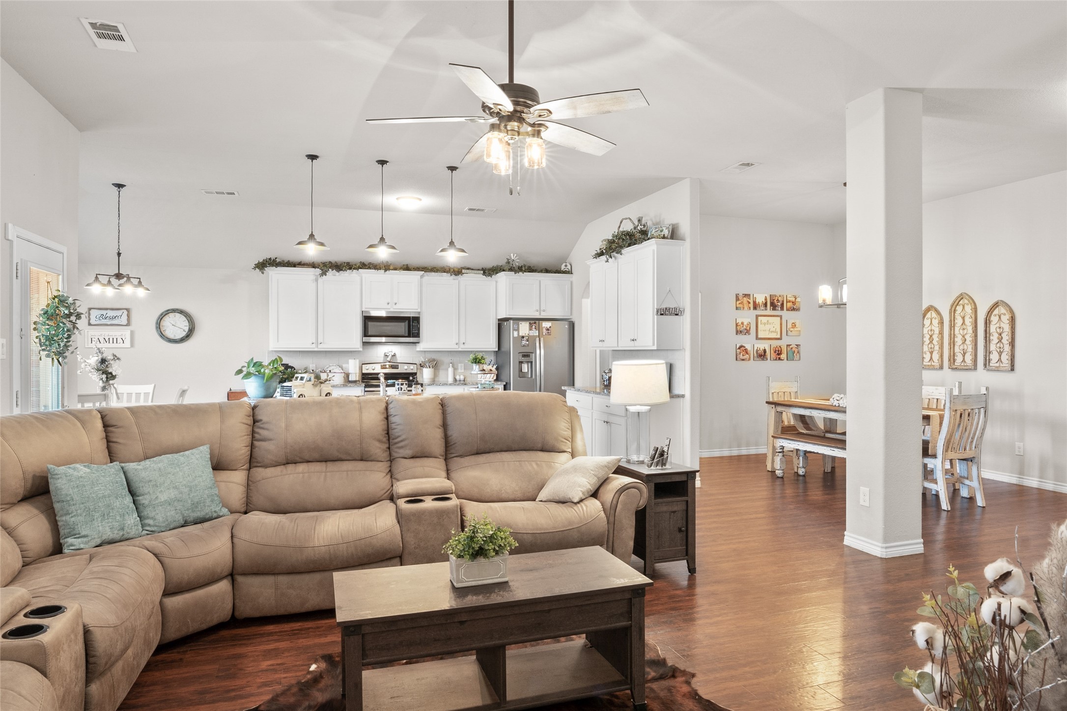 4126 Bridle Path Lane Sanger TX 76266