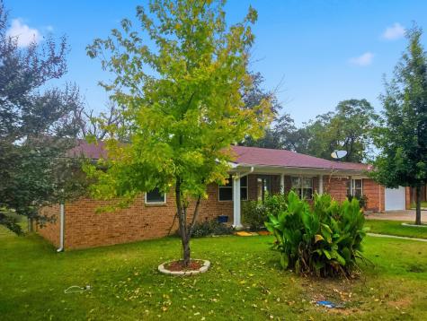 607 S Wieser Street Hamilton TX 76531