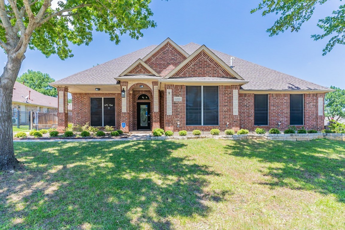 1055 Kinglet Court Burleson TX 76028