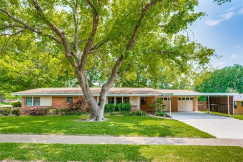 502 Valencia Drive Garland TX 75041