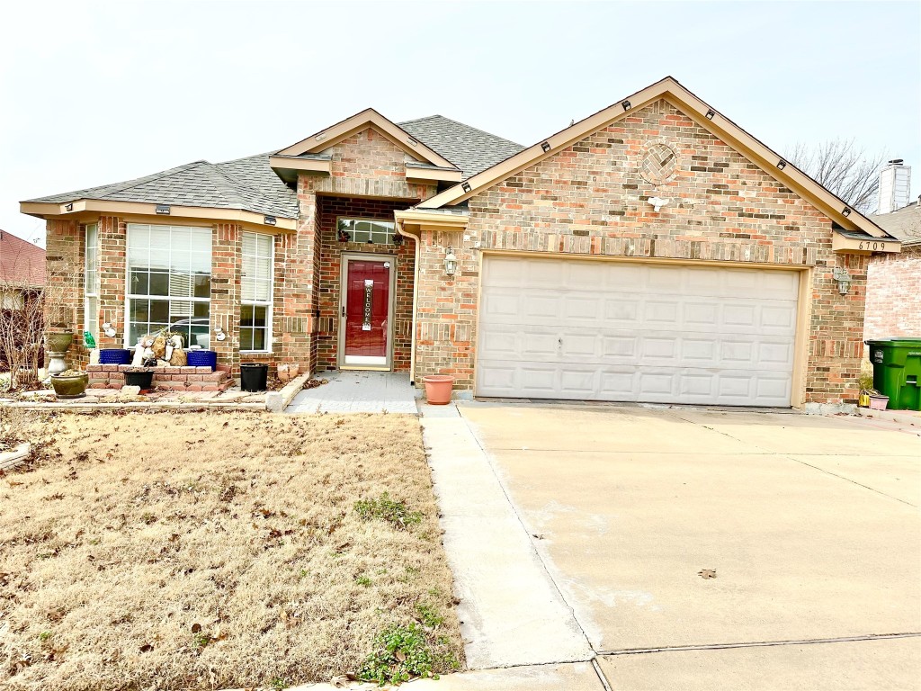 6709 Bear Hollow Lane Watauga TX 76137
