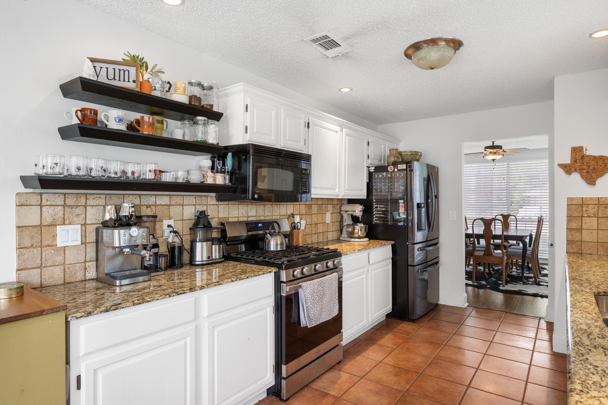 7025 Escondido Drive Arlington TX 76016