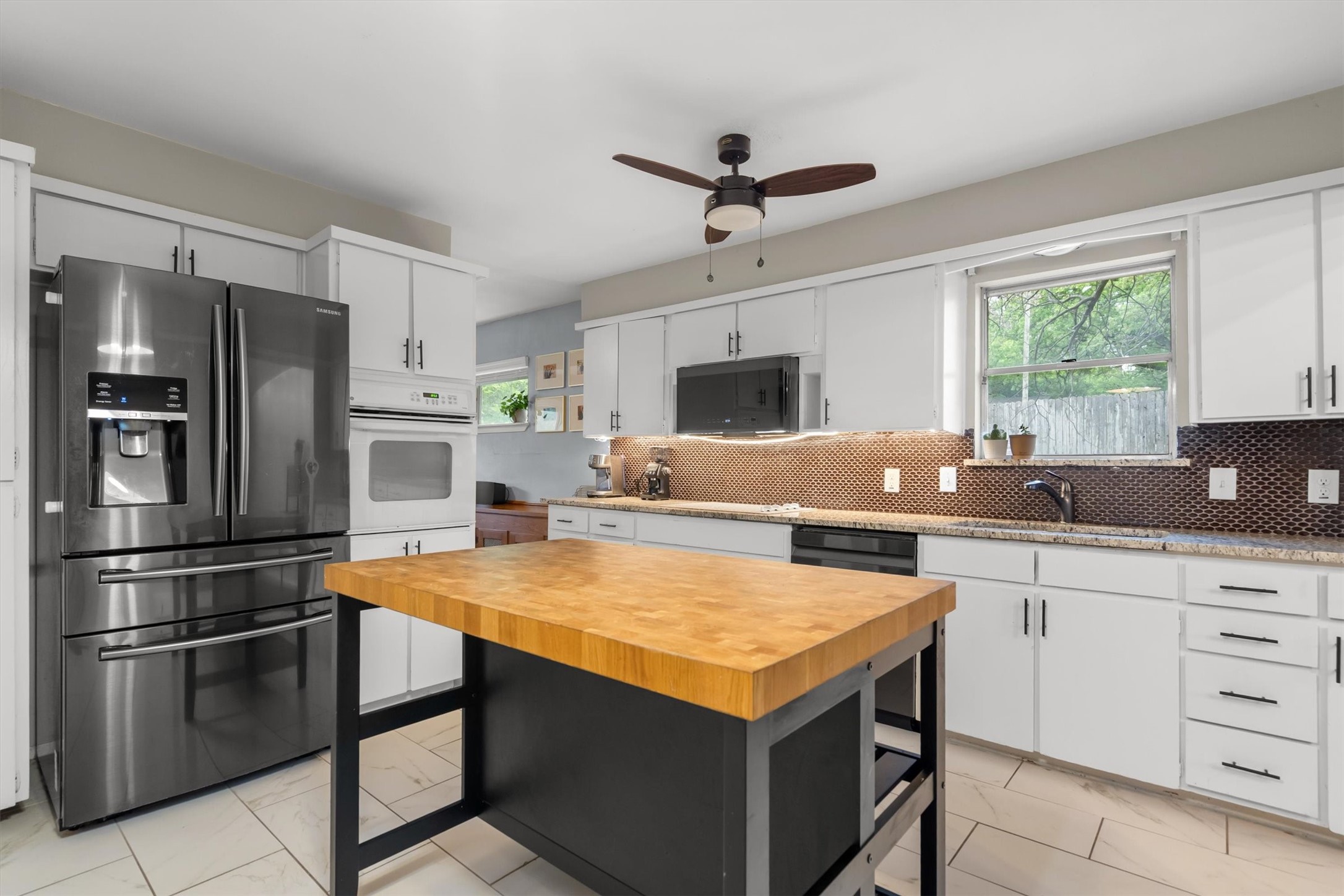 632 Caduceus Court Hurst TX 76053