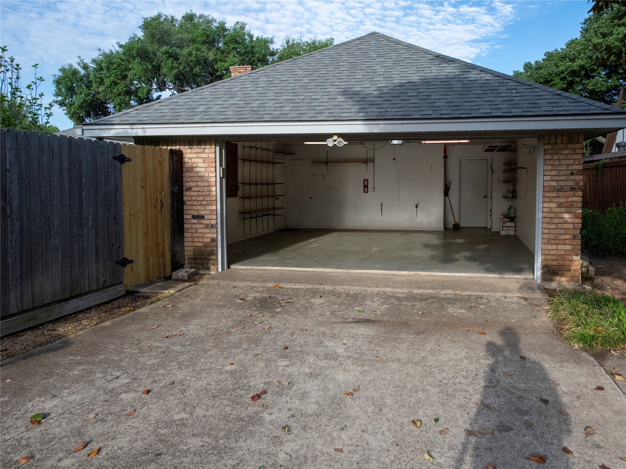12706 Whispering Hills Drive Dallas TX 75243