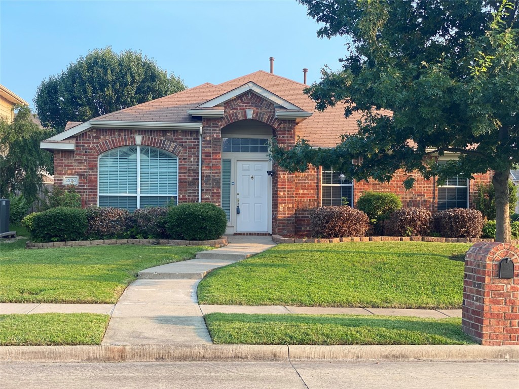 1200 Mertis Drive Arlington TX 76002