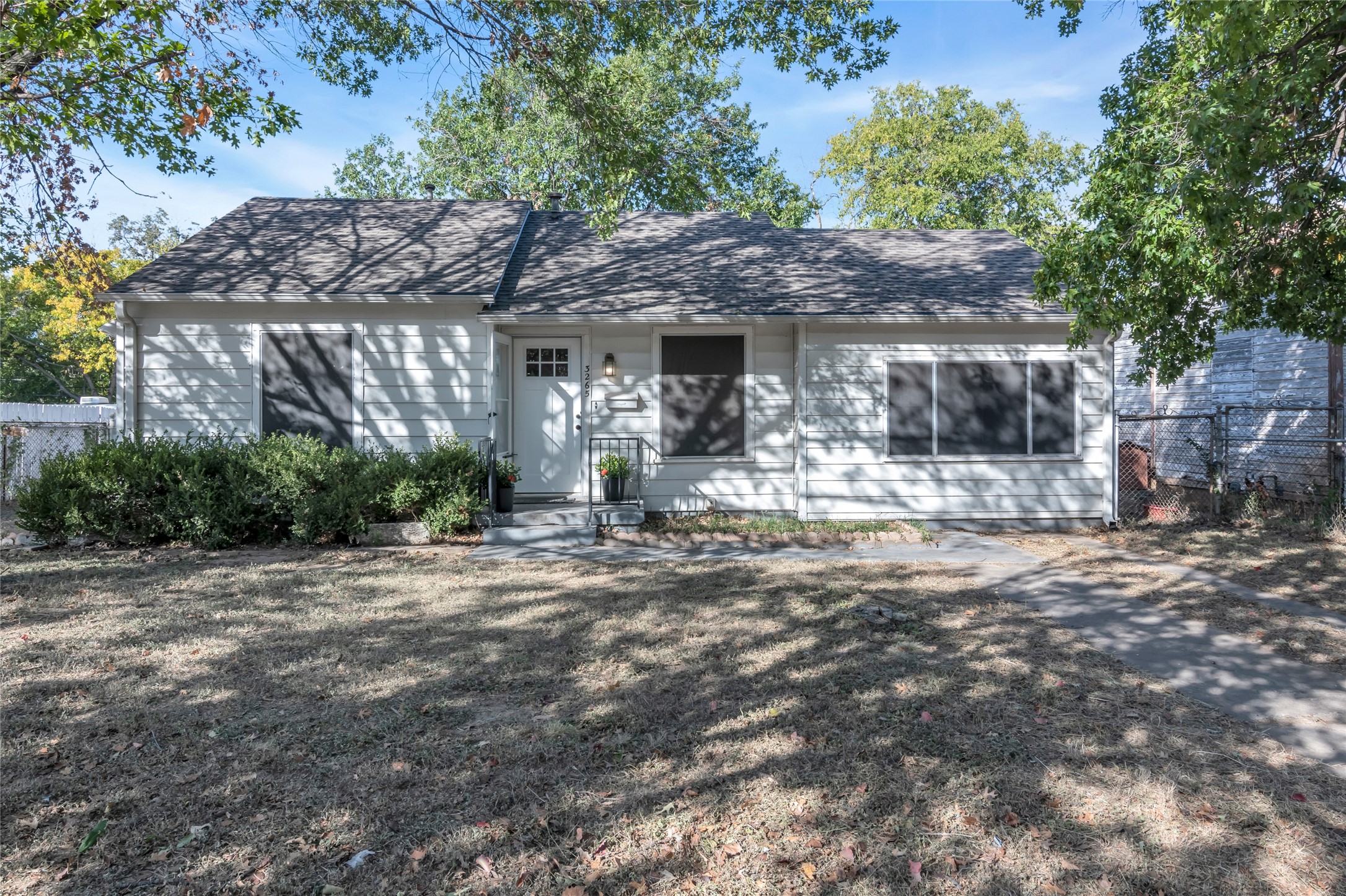 3265 Grover Avenue Fort Worth TX 76106