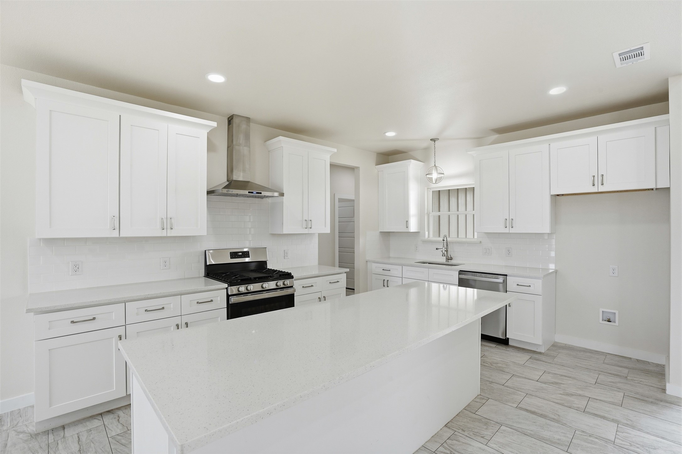 532 Highview Court Godley TX 76044