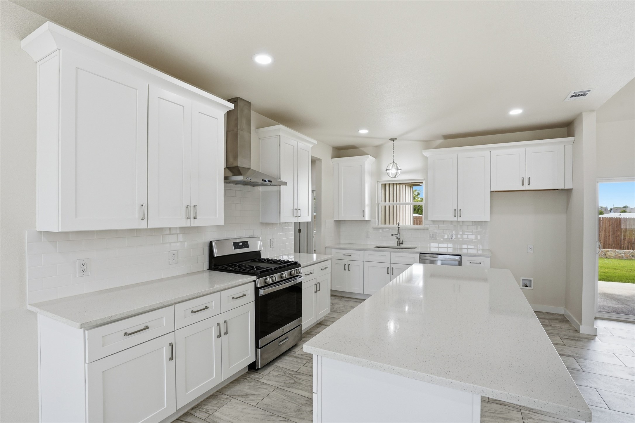 532 Highview Court Godley TX 76044