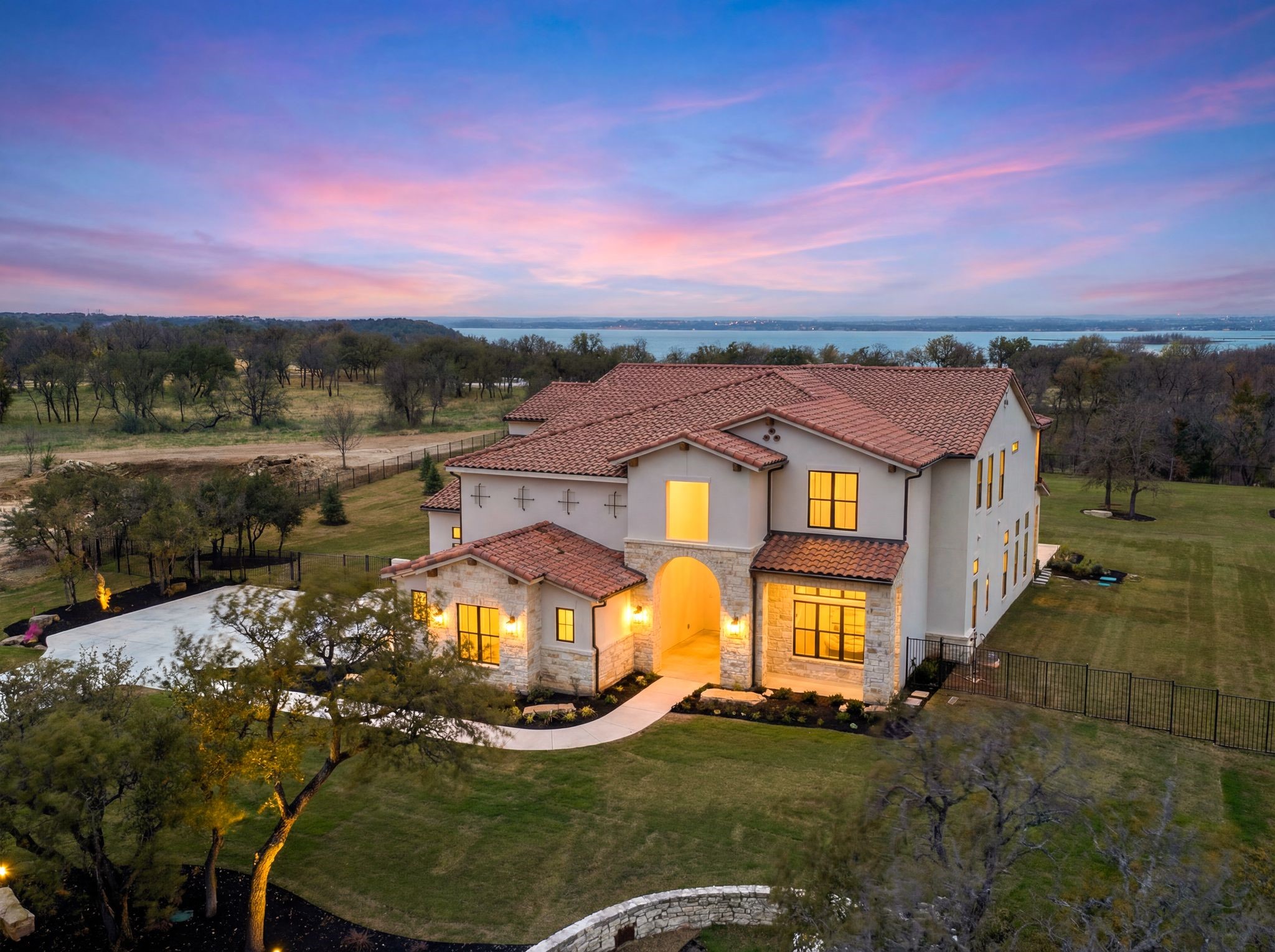 10621 Arrowhead Point Drive Fort Worth TX 76179