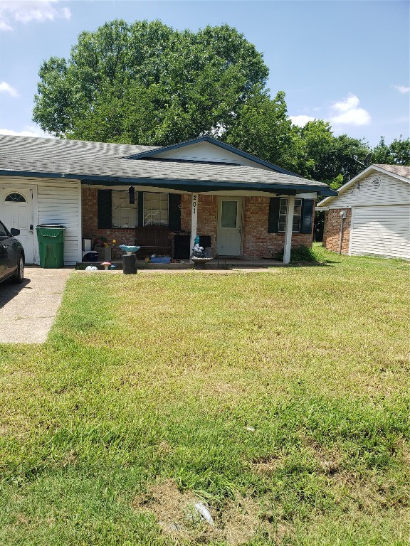 201 N 2nd Street Crandall TX 75114