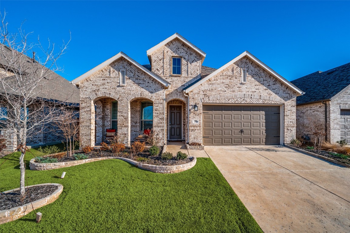 1300 Buttercup Avenue Aubrey TX 76227
