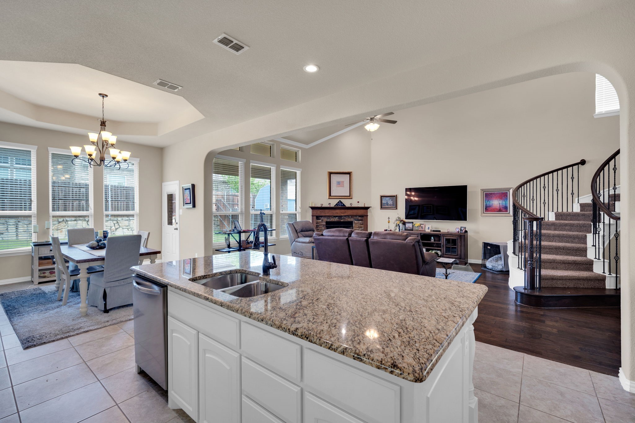 409 Brookdale Drive Midlothian TX 76065