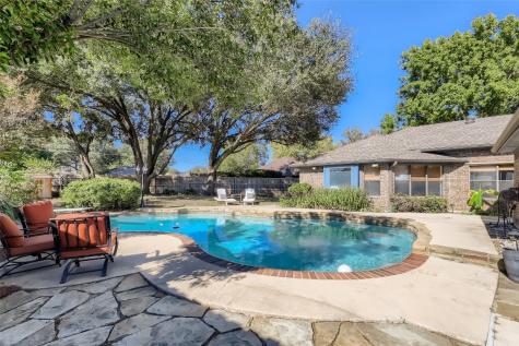 506 Amelia Court Garland TX 75040