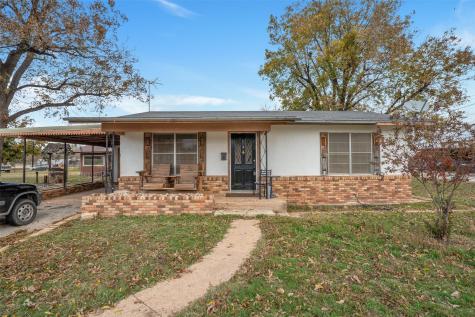 505 E California Street Seymour TX 76380