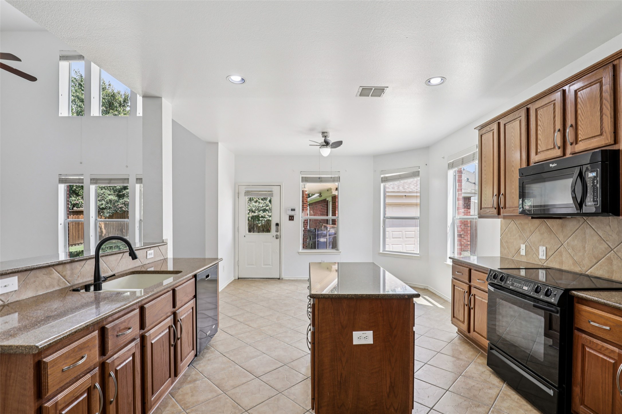 604 Maple Leaf Lane Mckinney TX 75071