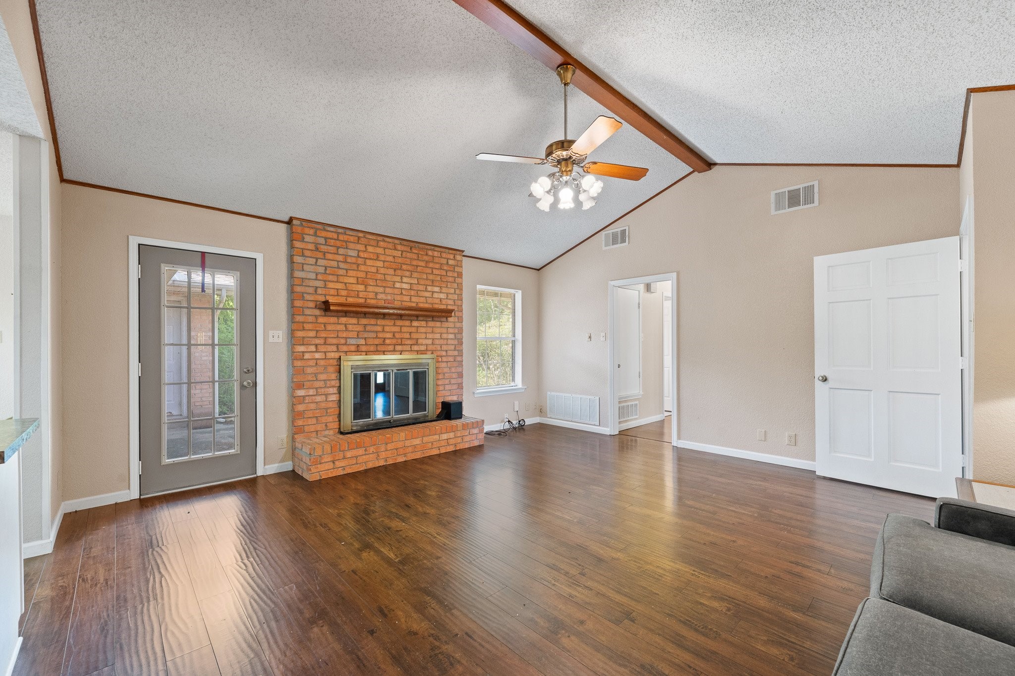 6265 County Road 305 Grandview TX 76050