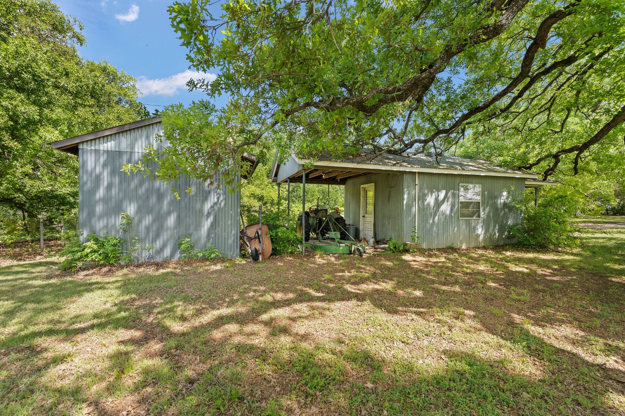 6265 County Road 305 Grandview TX 76050