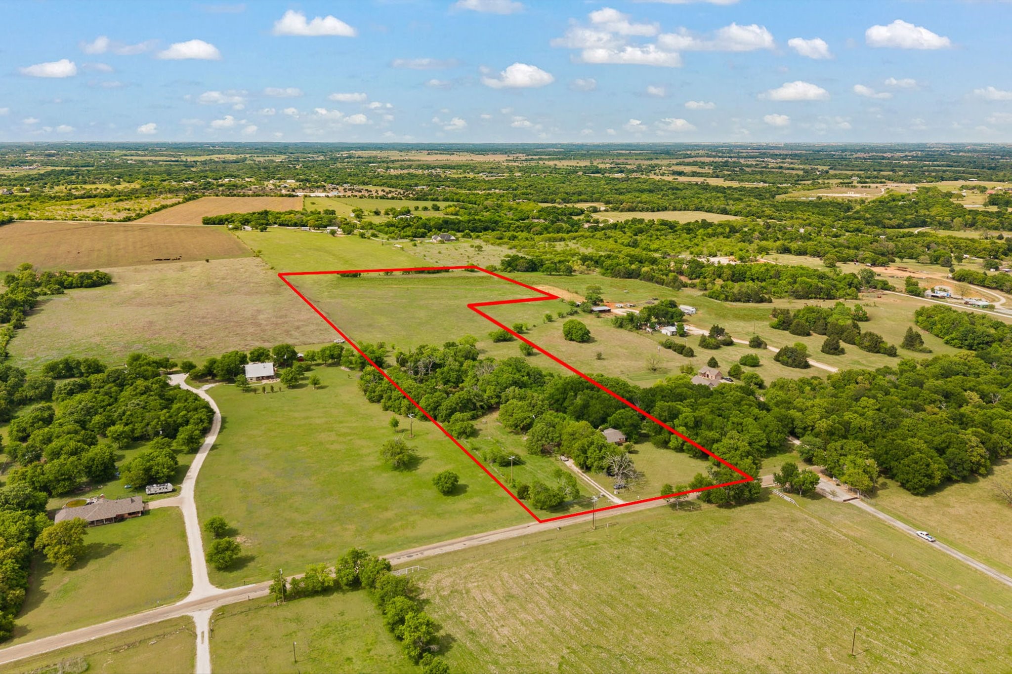 6265 County Road 305 Grandview TX 76050