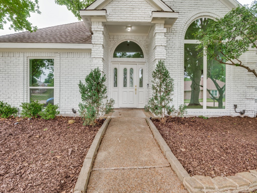 4312 Avonshire Lane Plano TX 75093